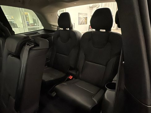 New 2026 Volvo XC90 T8 Ultra w/ Protection Package Premier image 29
