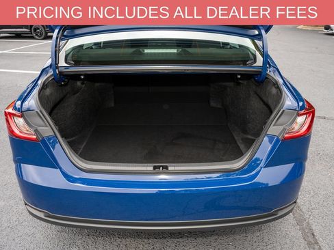 Used 2026 Toyota Camry LE FWD image 5