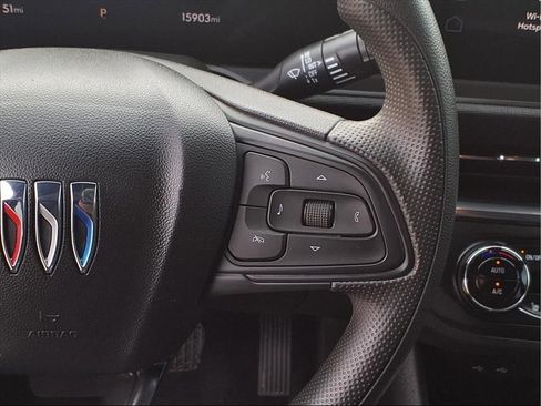 Used 2024 Buick Envista Preferred w/ Convenience I Package image 6