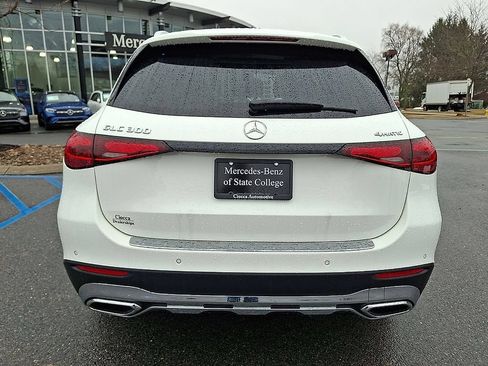 Used 2023 Mercedes-Benz GLC 300 4MATIC image 9
