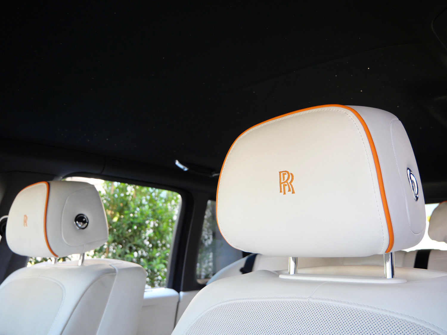 Certified 2022 Rolls-Royce Cullinan w/ Technology Package AWD/4WD image 11