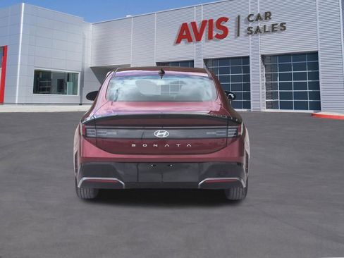 Used 2025 Hyundai Sonata SEL FWD image 7