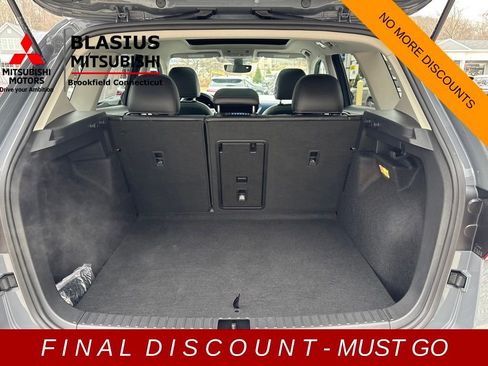 Used 2023 Volkswagen Taos SE image 35