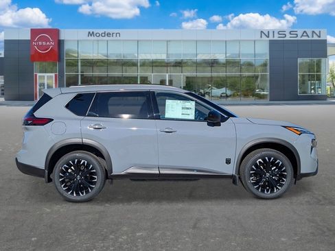 New 2026 Nissan Rogue SV FWD image 6
