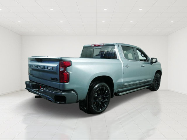 Used 2024 Chevrolet Silverado 1500 High Country AWD/4WD image 7
