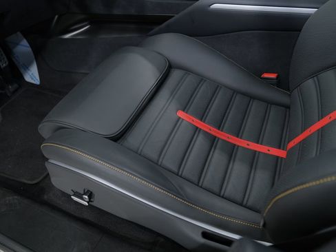 Used 2023 Ferrari Purosangue image 43