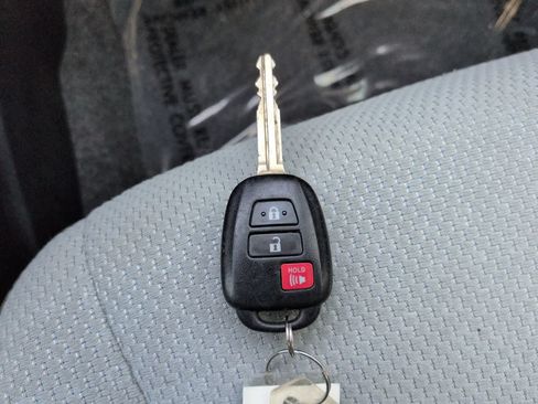 Used 2018 Toyota Prius C One FWD image 25