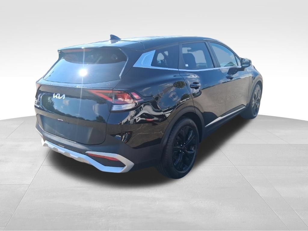 Certified 2024 Kia Sportage EX FWD image 4