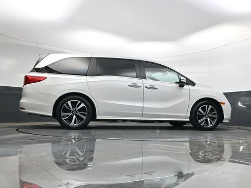 Used 2023 Honda Odyssey Touring image 40