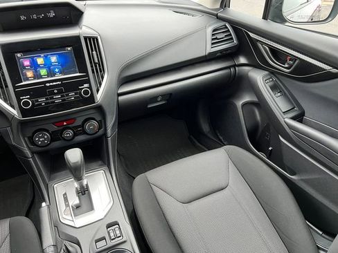 Used 2018 Subaru Impreza 2.0i Premium image 32