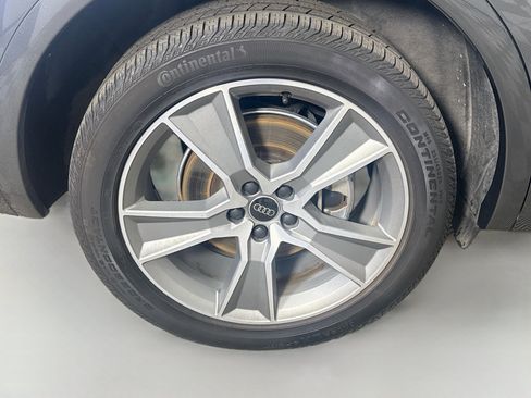 Used 2025 Audi Q5 2.0T Premium AWD/4WD image 33