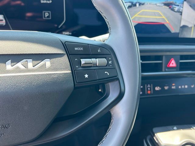 Certified 2025 Kia EV6 Light w/ Light LR Technology Package RWD image 21