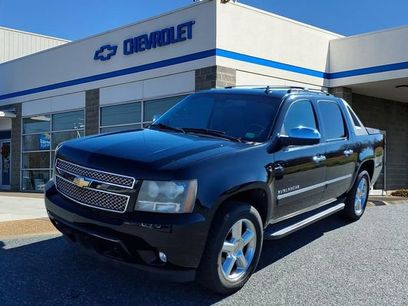 Used 2011 Chevrolet Avalanche LTZ