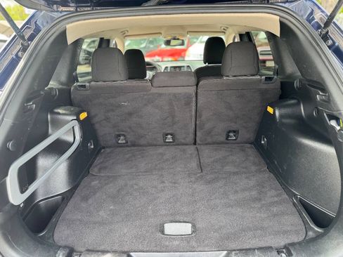 Used 2016 Jeep Cherokee Sport FWD image 20