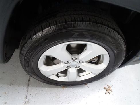 Used 2021 Jeep Compass Latitude w/ Sun and Sound Group image 32