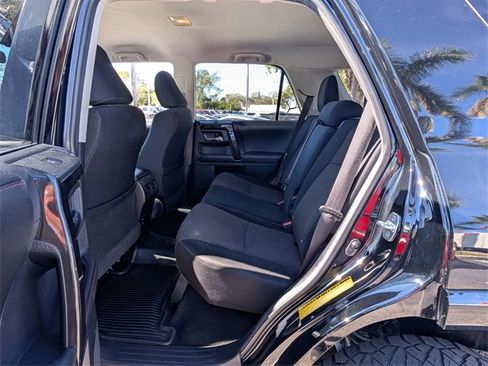 Used 2015 Toyota 4Runner Trail image 9