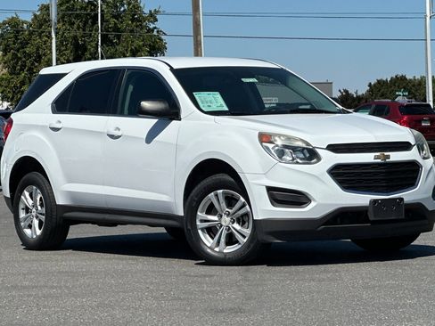 Used 2016 Chevrolet Equinox LS AWD/4WD image 2