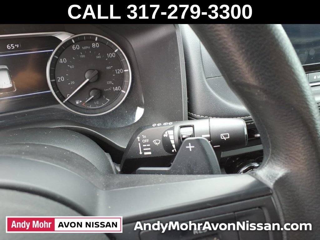 Used 2023 Nissan Rogue S AWD/4WD image 23