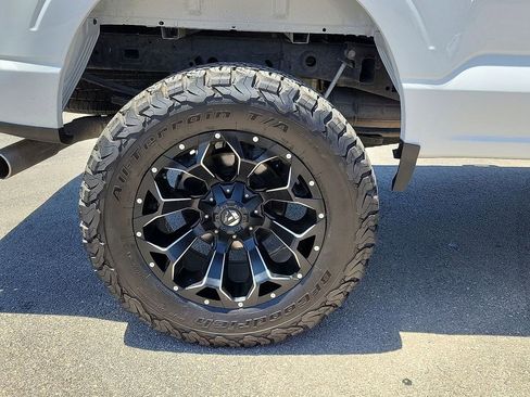 Used 2024 Ford F150 XLT w/ Tow/Haul Package AWD/4WD image 11