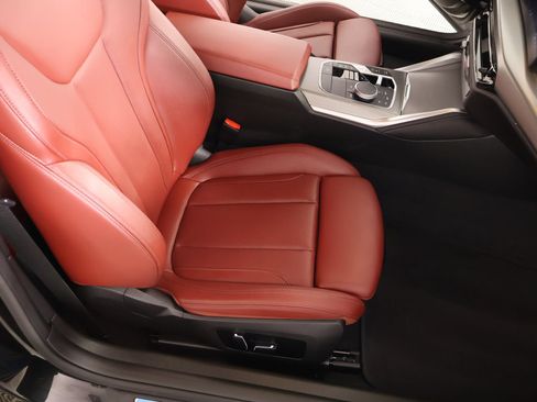 Used 2025 BMW 230i Coupe w/ M Sport Package RWD image 14