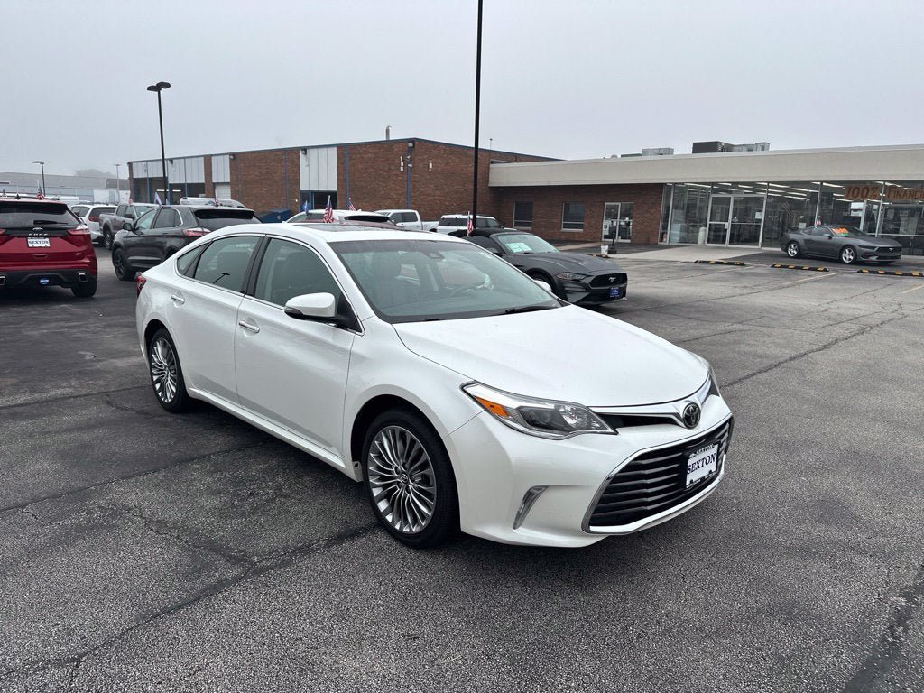 Used 2018 Toyota Avalon Limited w/ Carpet Mat Package FWD image 3