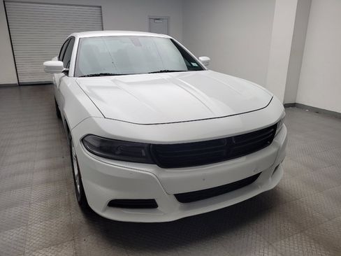 Used 2022 Dodge Charger SXT RWD image 14