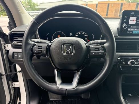 Used 2025 Honda Pilot EX-L image 14
