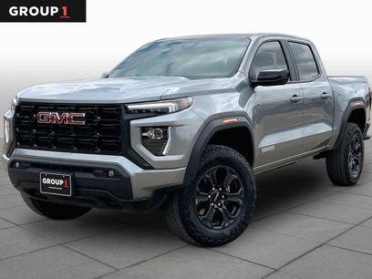Used 2025 GMC Canyon Elevation w/ Convenience Package