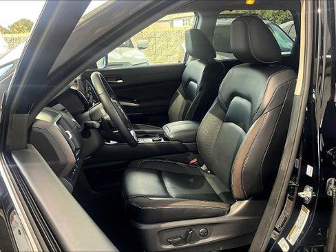 Certified 2023 Nissan Pathfinder SL image 7