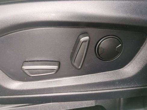 Certified 2025 Ford Explorer Active w/ Active Comfort Package RWD image 22