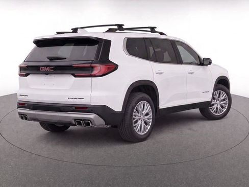 Used 2025 GMC Acadia Elevation w/ Elevation Premium Package FWD image 3