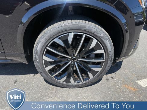 New 2026 Volvo XC90 T8 Plus w/ Protection Package Premier AWD/4WD image 10