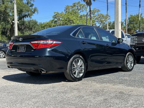 Used 2017 Toyota Camry SE image 22