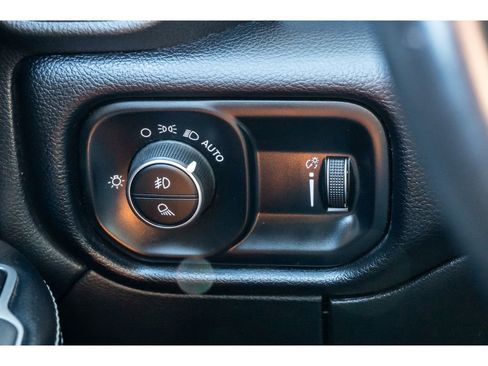 Used 2024 RAM 2500 Big Horn image 29