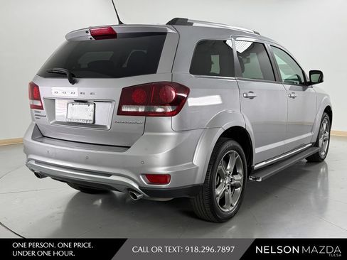 Used 2017 Dodge Journey Crossroad w/ Popular Equipment Group AWD/4WD image 6