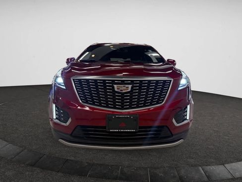 Certified 2022 Cadillac XT5 Premium Luxury image 4