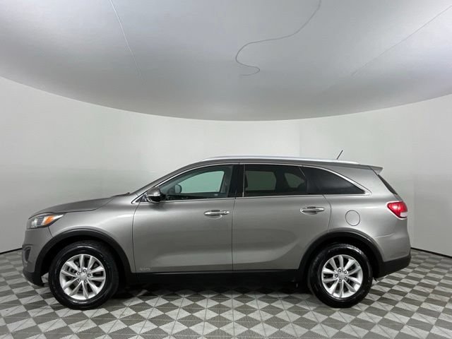 Used 2017 Kia Sorento AWD image 7