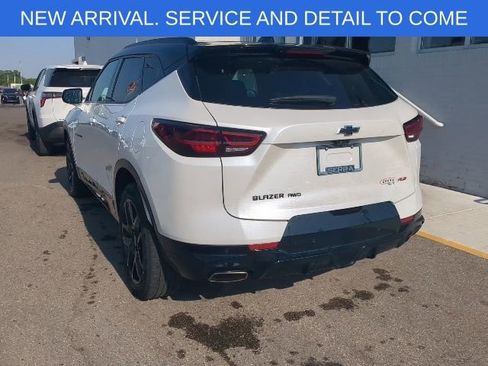 Used 2024 Chevrolet Blazer RS w/ Driver Confidence II Package AWD/4WD image 4