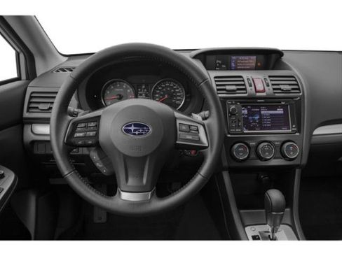 Used 2015 Subaru Crosstrek 2.0i Premium w/ Popular Package #1 AWD/4WD image 9