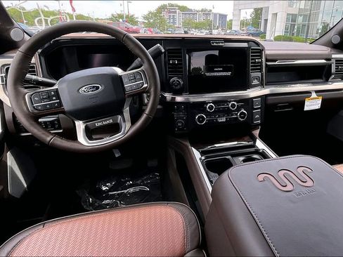 New 2026 Ford F250 4x4 Crew Cab Super Duty image 5