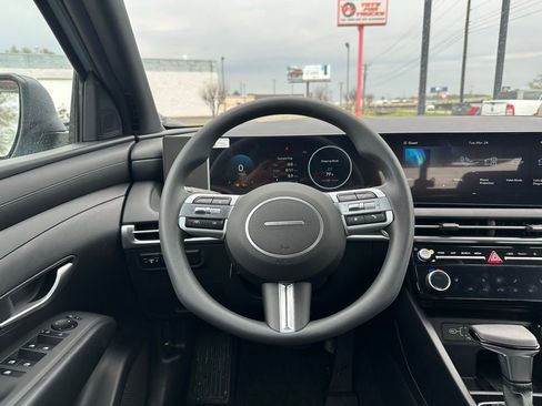 New 2026 Hyundai Santa Cruz SEL FWD image 10