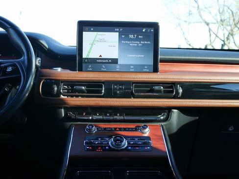 Used 2021 Lincoln Aviator Reserve w/ Elements Package Plus image 18