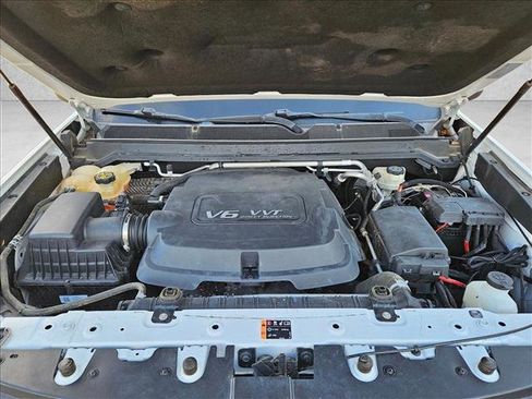 Used 2016 Chevrolet Colorado LT w/ LT Convenience Package image 22