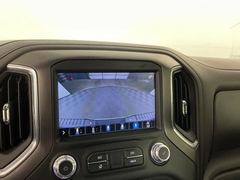Used 2020 GMC Sierra 1500 AT4 w/ Off-Road Performance Package AWD/4WD image 23
