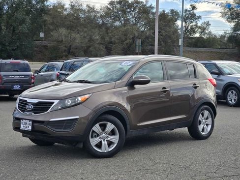 Used 2012 Kia Sportage LX w/ Navigation Pkg image 8