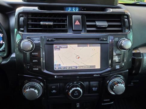 Used 2015 Toyota 4Runner Trail Premium AWD/4WD image 24