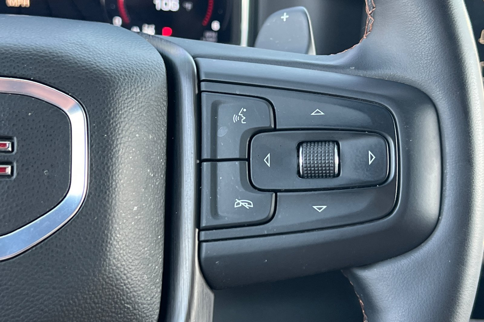 Used 2025 GMC Sierra 1500 AT4 AWD/4WD image 33