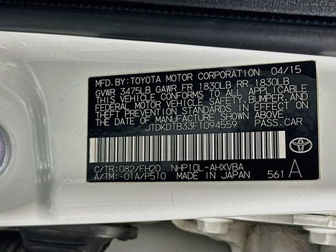 Used 2015 Toyota Prius C One FWD image 29