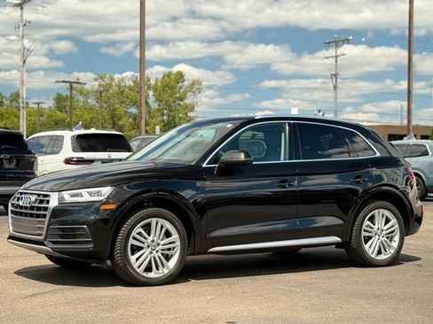 Used 2018 Audi Q5 2.0T Premium Plus w/ Premium Plus Package AWD/4WD image 45