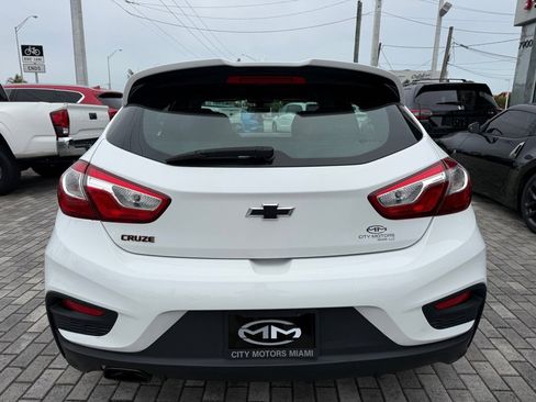 Used 2018 Chevrolet Cruze LT image 6